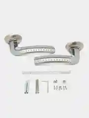 Серебряный ручка дверная VETTORE R07.026 SN/CP (сатин/хром) для входных и межкомнатных дверей