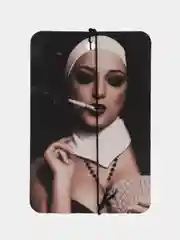 Кораллово-розовый ароматизатор картонный. Ароматизатор в машину. Ароматизатор для авто. Хасбик