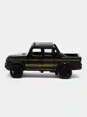 Черный металлическая коллекционная машинка Mercedes Benz Gкласс пикап