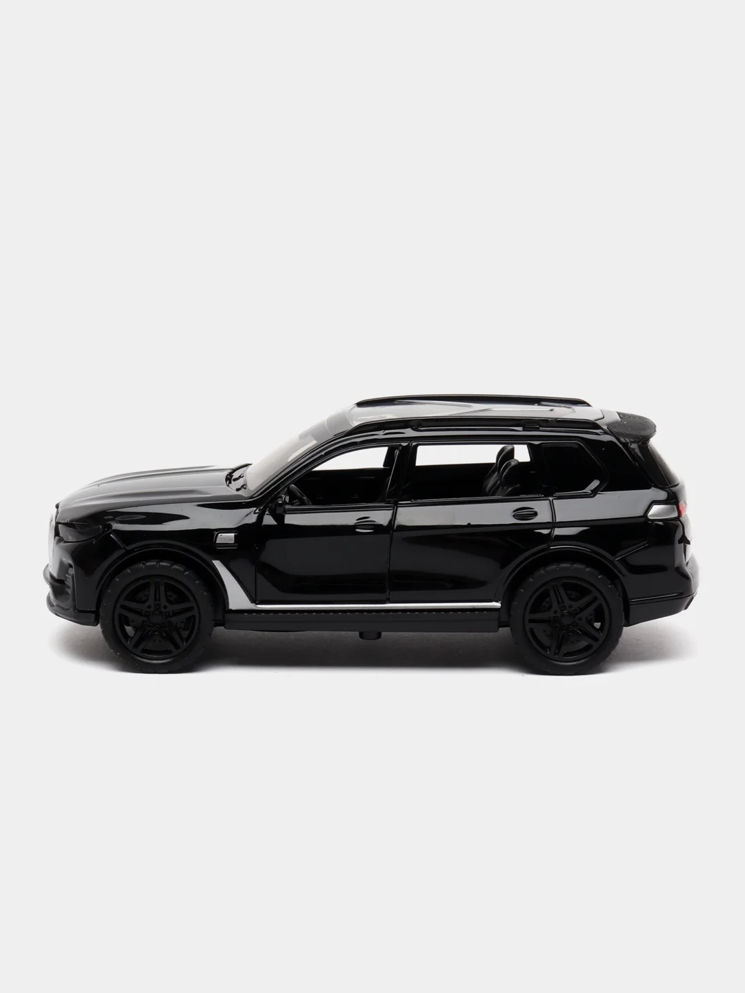 Черный металлическая коллекционная машинка BMW X7