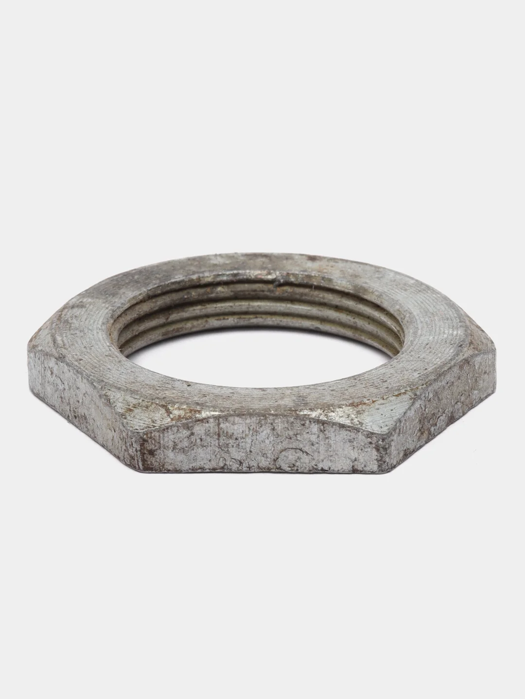 Гайка вала рулевой колонки Иж (трубы моста, малая М26 x 1.5 х h6 мм., ИЖГ-24)