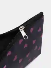 Розовый косметичка с сердечками