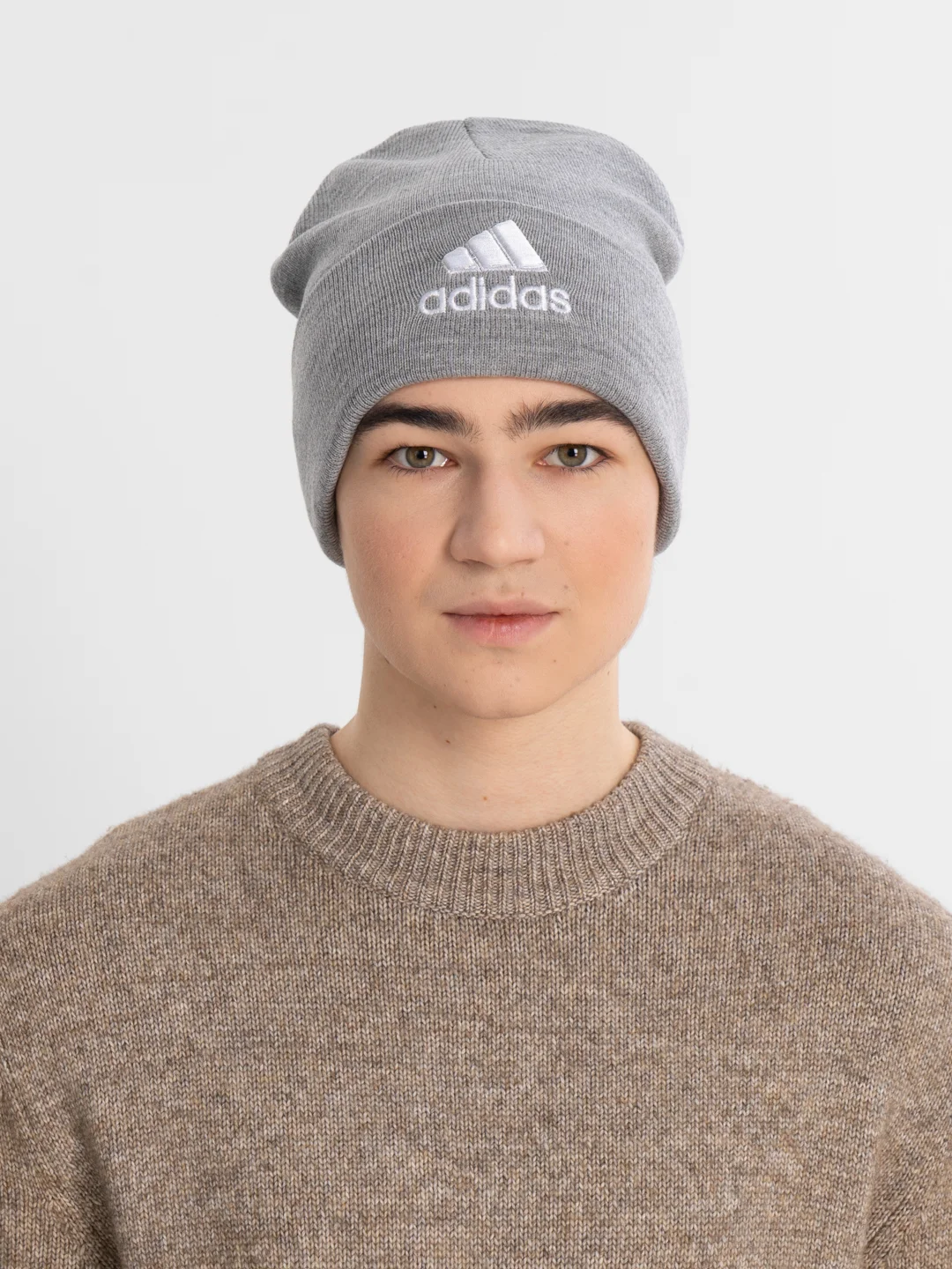 Серый металлик шапка мужская двухслойная трикотажная с нашивкой Адидас (Adidas)