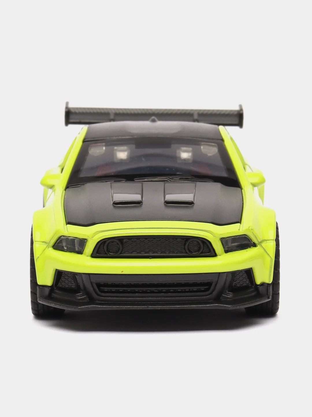 Желтый металлическая коллекционная машинка Ford Mustang