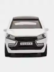 Белый металлическая коллекционная машинка LADA XRAY