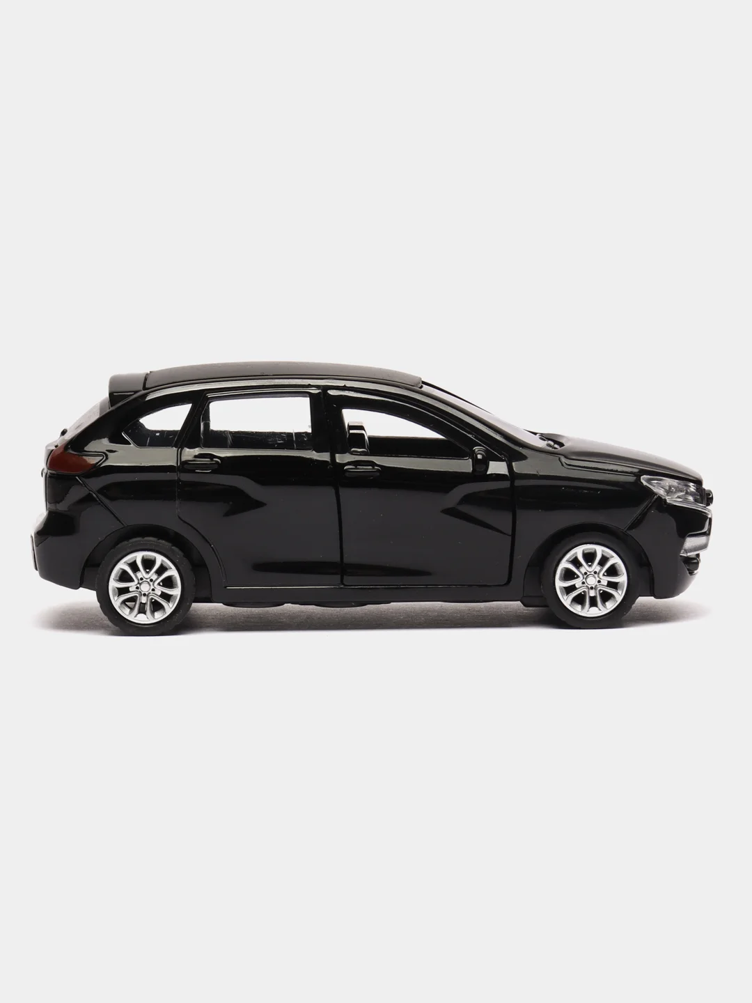 Красный металлическая коллекционная машинка LADA XRAY