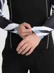 Молочный мужской спортивный костюм 3 в 1: рашгард, тайтсы, шорты