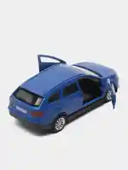 Синий металлическая коллекционная машинка LADA Vesta Cross