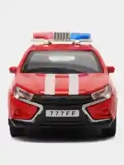 Красный металлическая коллекционная машинка LADA Vesta Cross