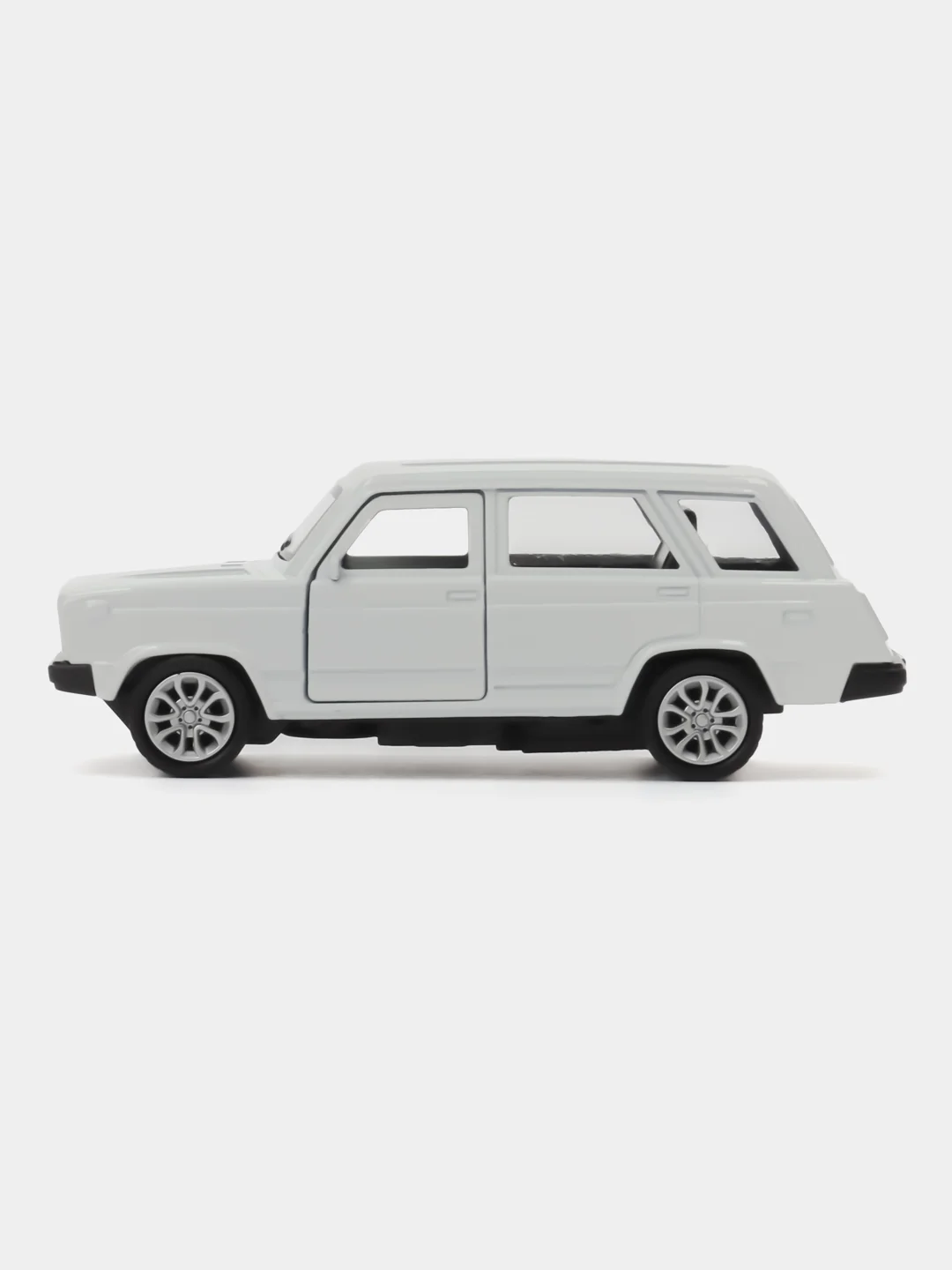 Белый металлическая коллекционная машинка LADA (ВАЗ) 2104