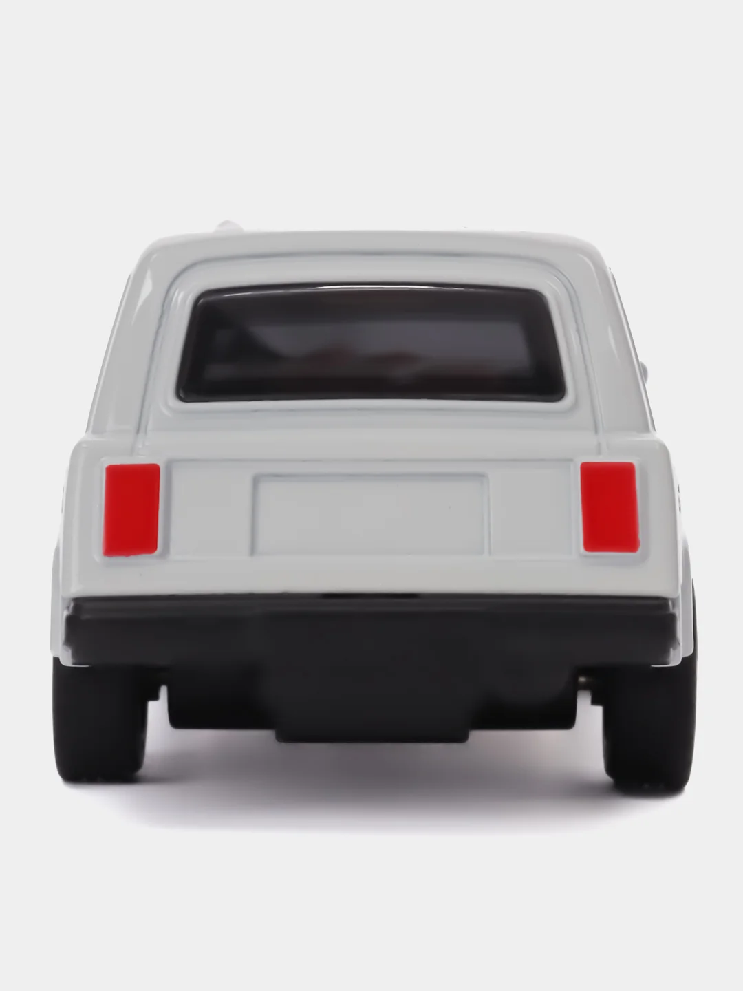 Белый металлическая коллекционная машинка LADA (ВАЗ) 2104