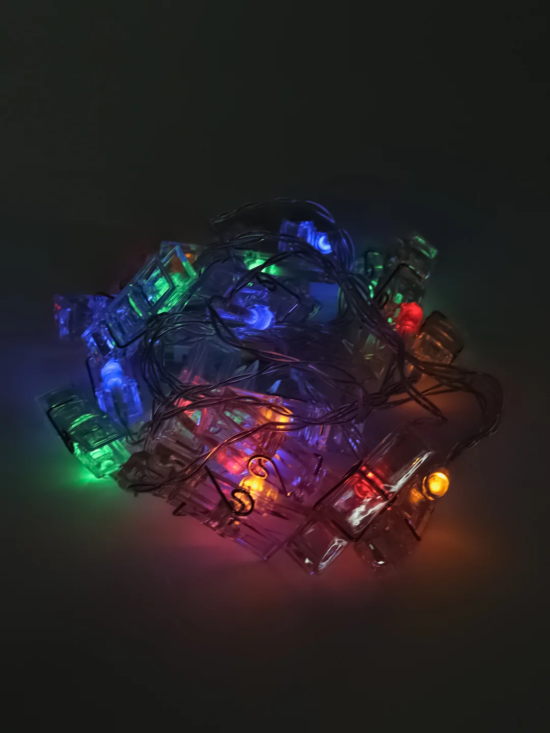 Белый электрогирлянда интерьерная для фотографий  "Прищепки"  3 м, 20 LED