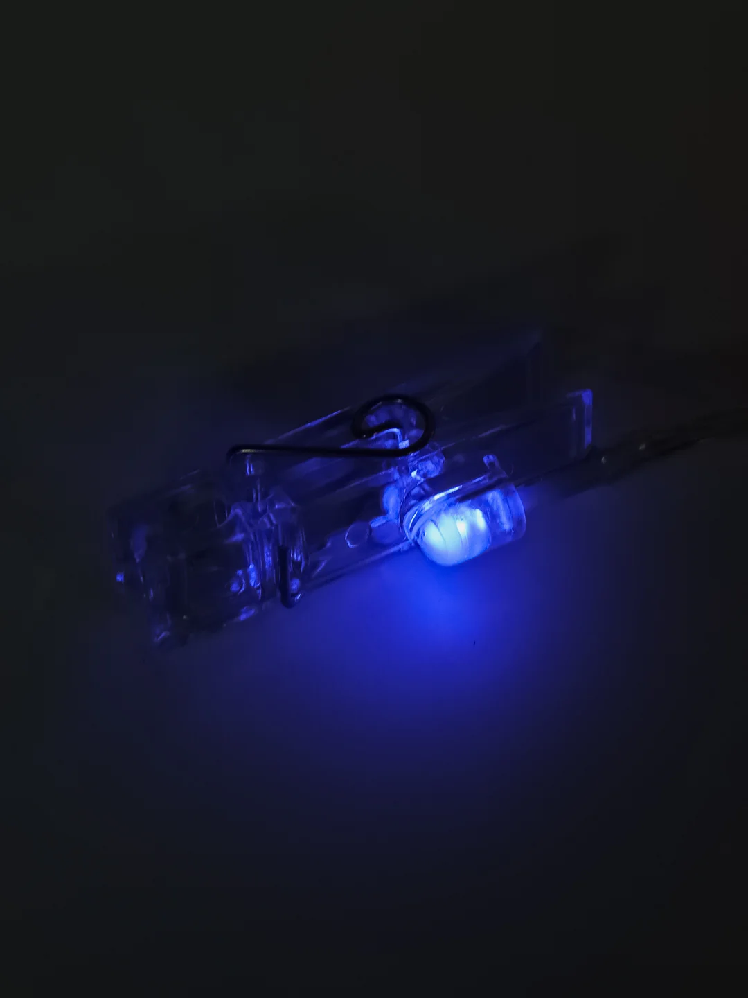 Белый электрогирлянда интерьерная для фотографий  "Прищепки"  3 м, 20 LED
