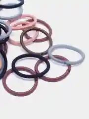 Индиго резинки для волос в косметичке