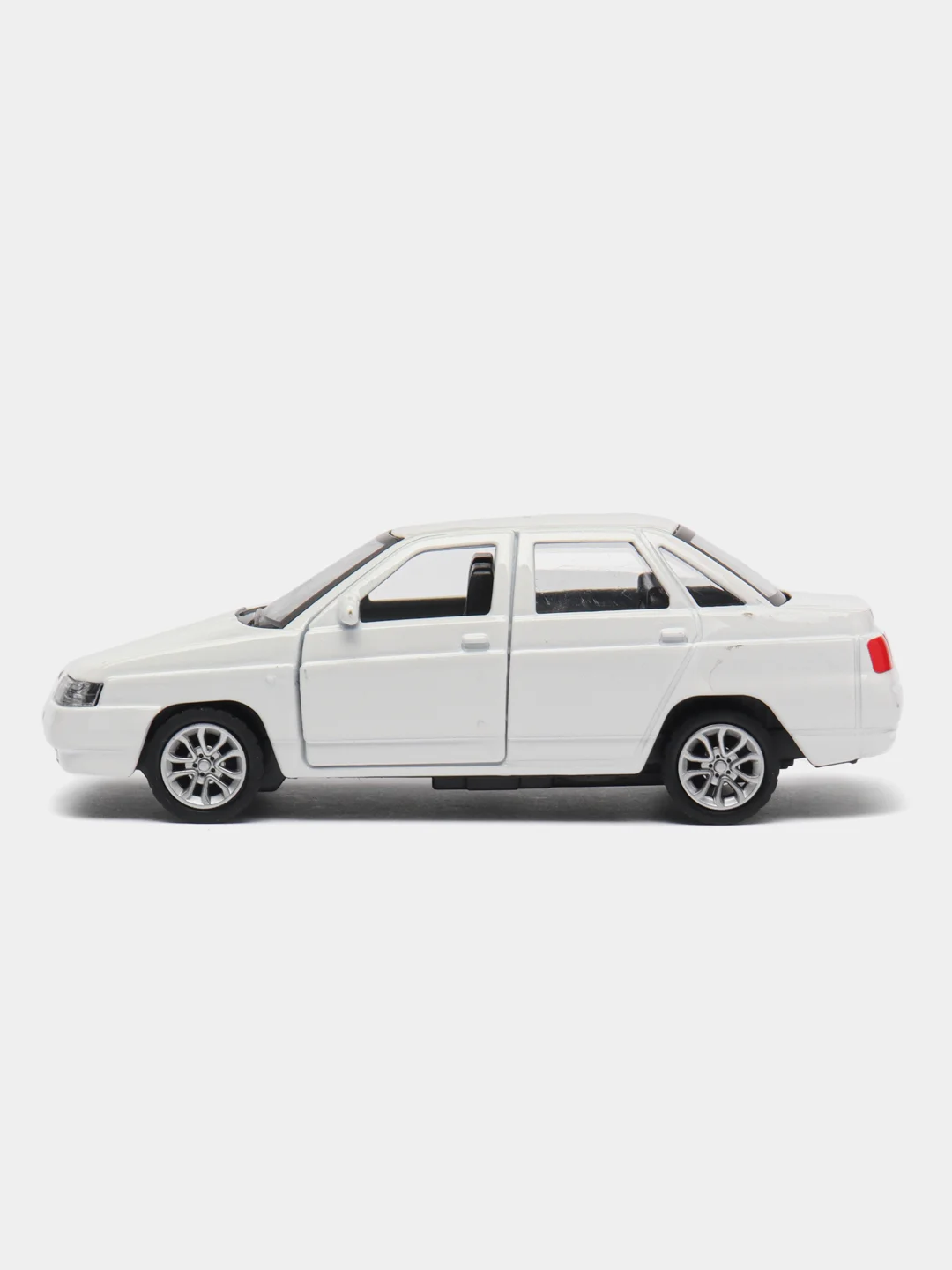 Белый металлическая коллекционная машинка Lada (ВАЗ) 2110