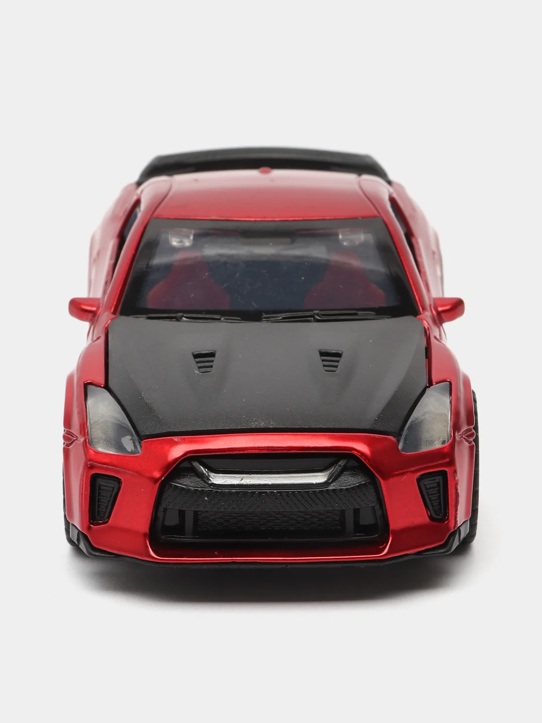 Красный металлическая коллекционная машинка Nissan GT-R