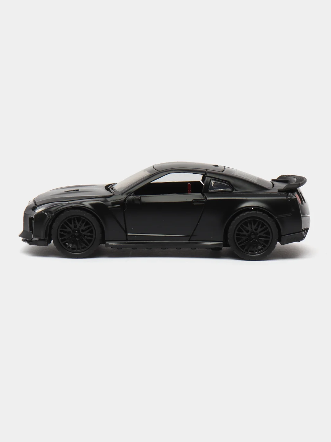 Угольный металлическая коллекционная машинка Nissan GT-R