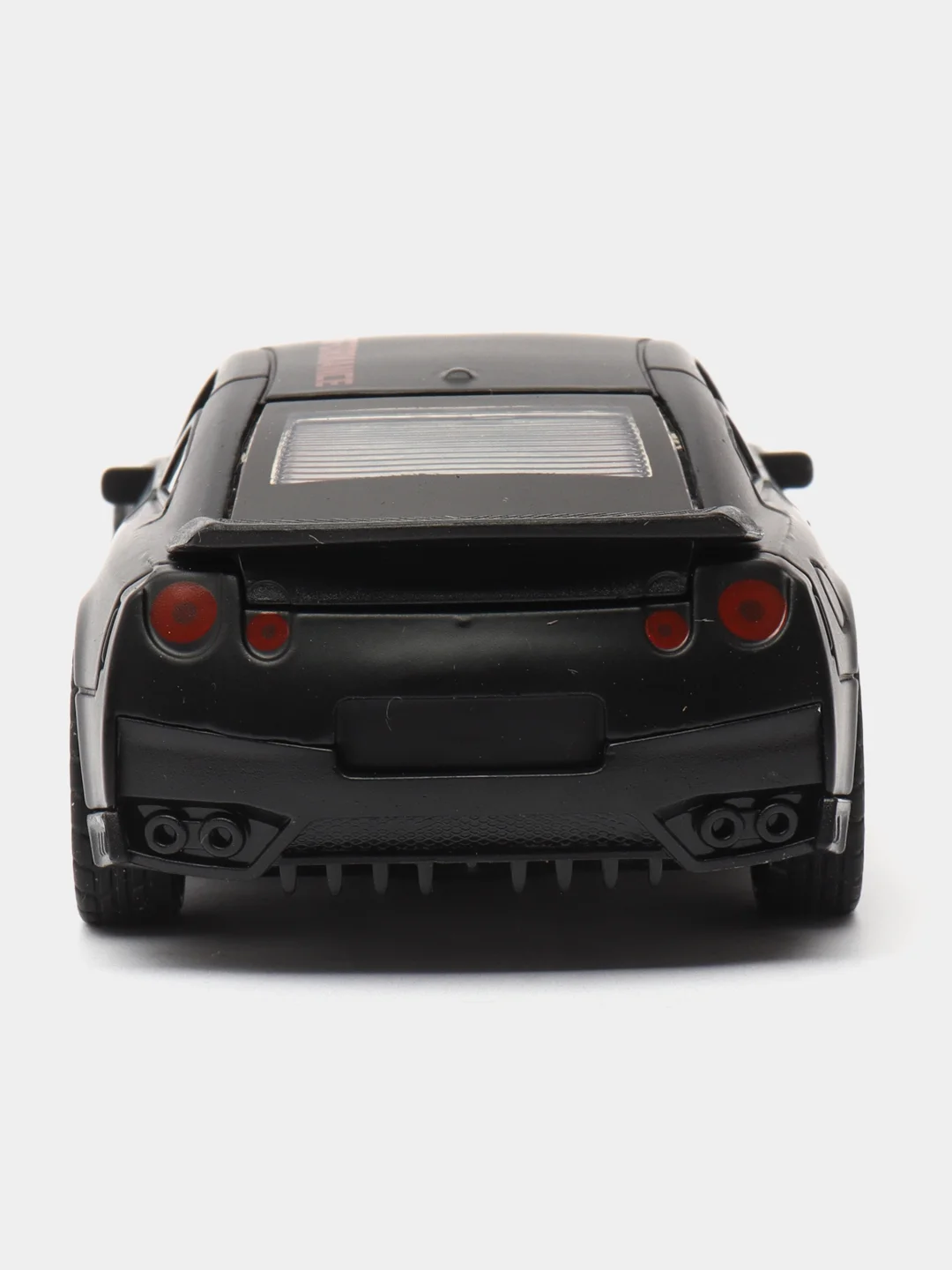 Черный металлическая коллекционная машинка Nissan GT-R
