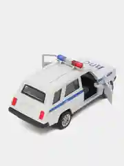 Белый металлическая коллекционная машинка LADA (ВАЗ) 2104