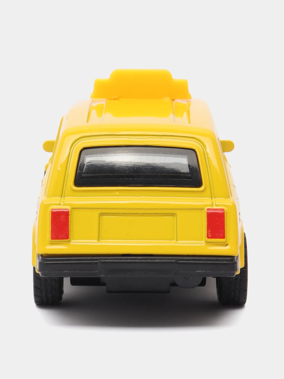 Желтый металлическая коллекционная машинка LADA (ВАЗ) 2104