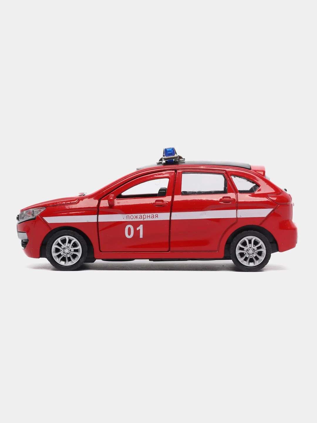 Красный металлическая коллекционная машинка LADA XRAY