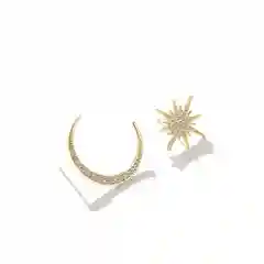 Желтый круглые серьги-колечки со стразами, гвоздики