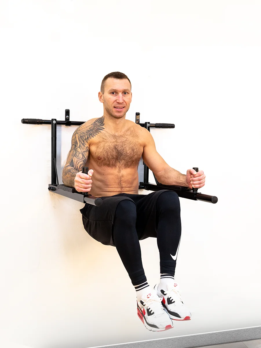 Турник Absolute Champion Прогресс черный усиленный, 300 кг. Турник настенный брусья пресс