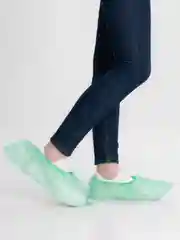 Зеленый бахилы разные цвета