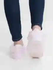 Розовый бахилы разные цвета