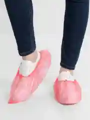 Красный бахилы разные цвета