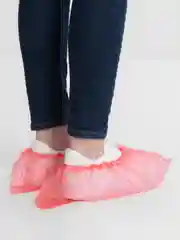 Зеленый бахилы разные цвета