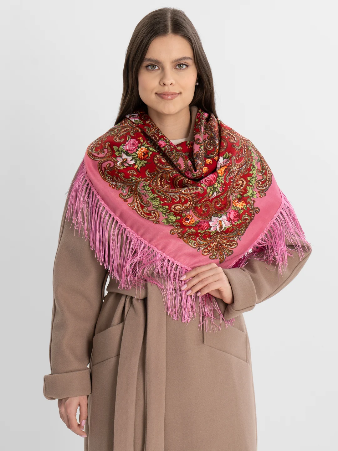 Конфетный женский русский платок, с бахромой