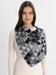Серый платок шелковый на голову и на шею