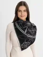 Черный платок шелковый на голову и на шею
