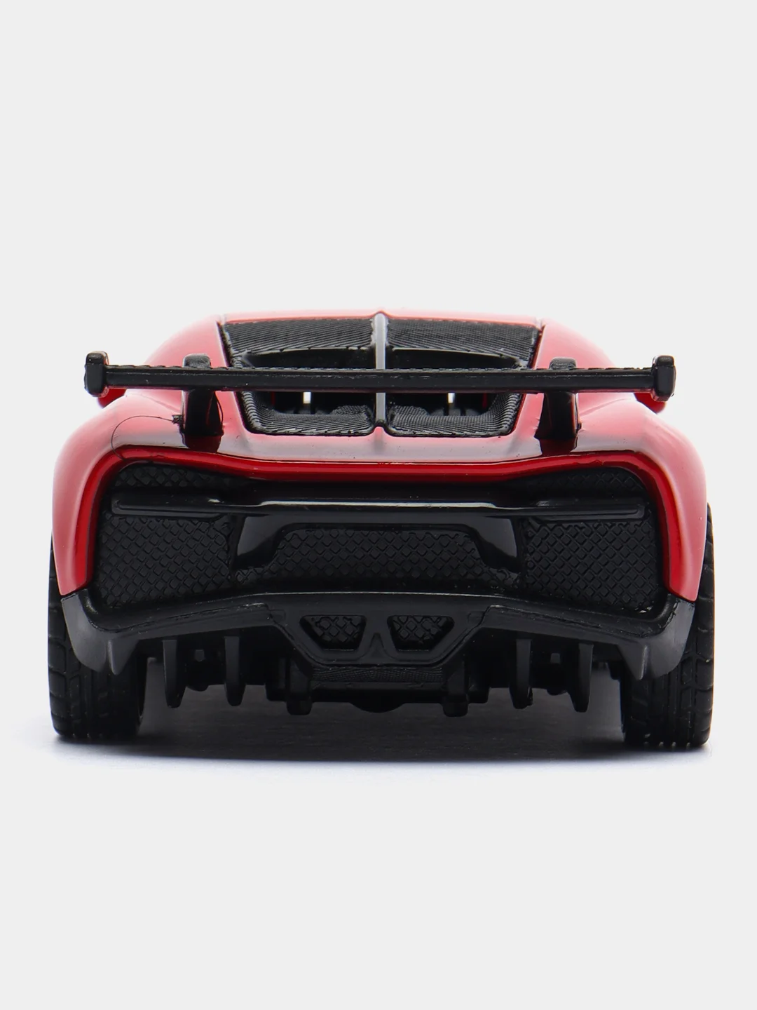 Красный металлическая коллекционная машинка Bugatti Chiron