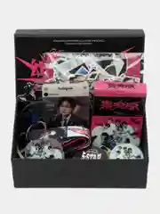 Красный подарочный набор K-pop карточек Stray Kids (Стрей Кидс) и Black Pink (Блэк Пинк), 8 марта