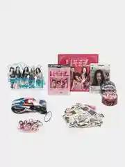 Розовый подарочный набор K-pop карточек Stray Kids (Стрей Кидс) и Black Pink (Блэк Пинк), 8 марта