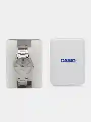 Белый японские наручные часы Casio Collection MTS-100