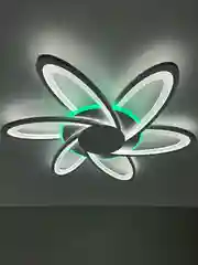 Белый люстра светодиодная потолочная с пультом управления, 152W, до 18 кв. м