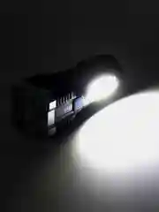 LED Фонарик ручной светодиодный аккумуляторный