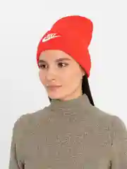 Алый шапка женская двухслойная трикотажная с нашивкой Найк (Nike)