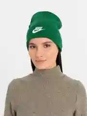 Зеленый шапка женская двухслойная трикотажная с нашивкой Найк (Nike)