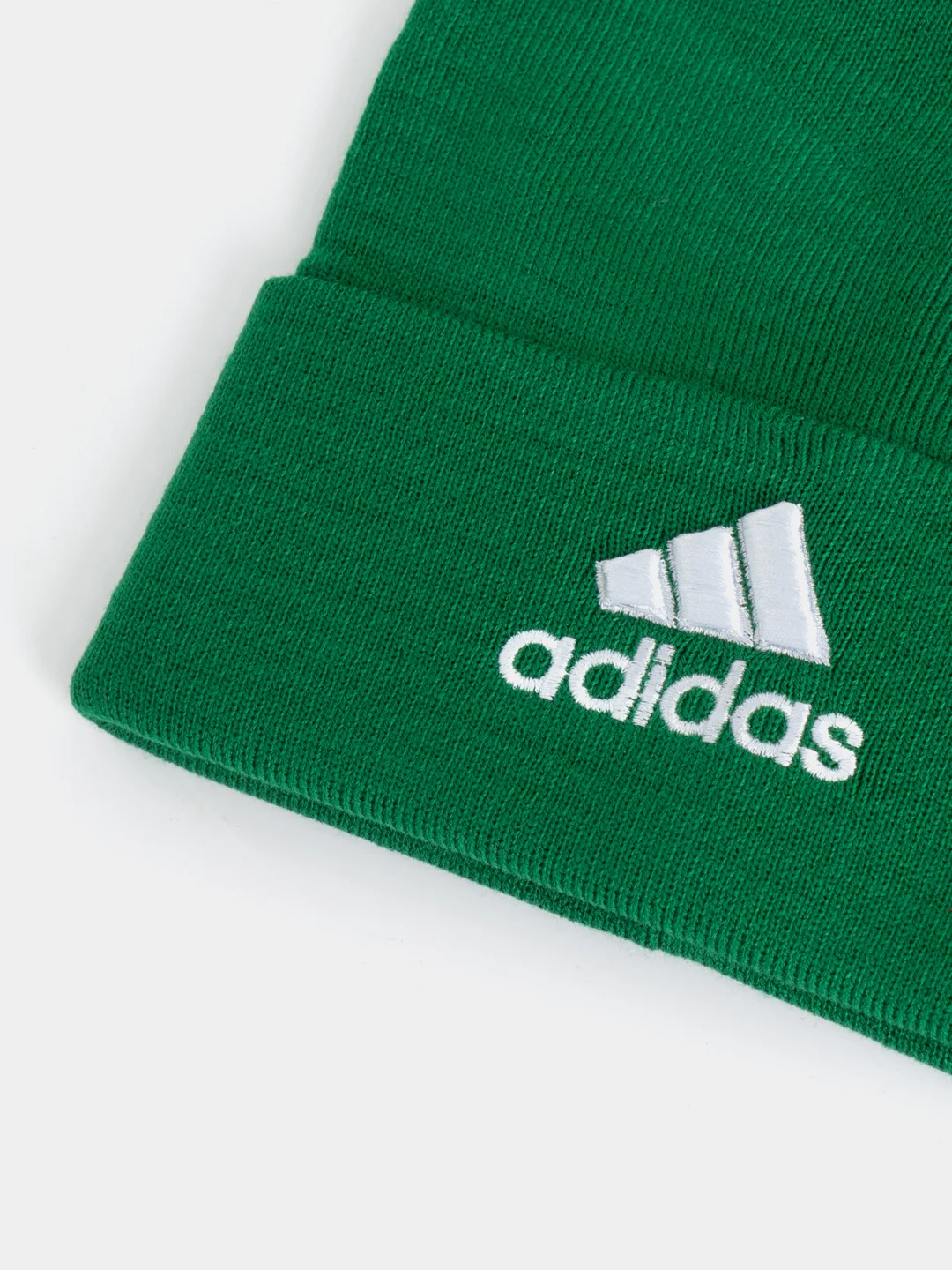Зеленый шапка женская двухслойная трикотажная с нашивкой Адидас (Adidas)