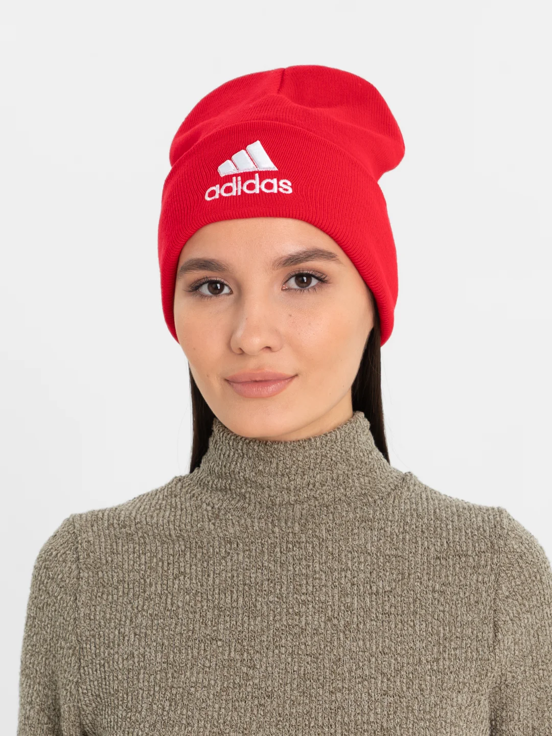 Красный шапка женская двухслойная трикотажная с нашивкой Адидас (Adidas)