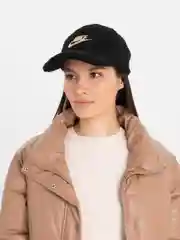 Черный утепленная кепка - бейсболка с нашивкой Найк (Nike)