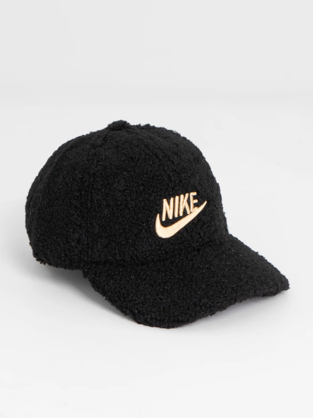 Черный утепленная кепка - бейсболка с нашивкой Найк (Nike)