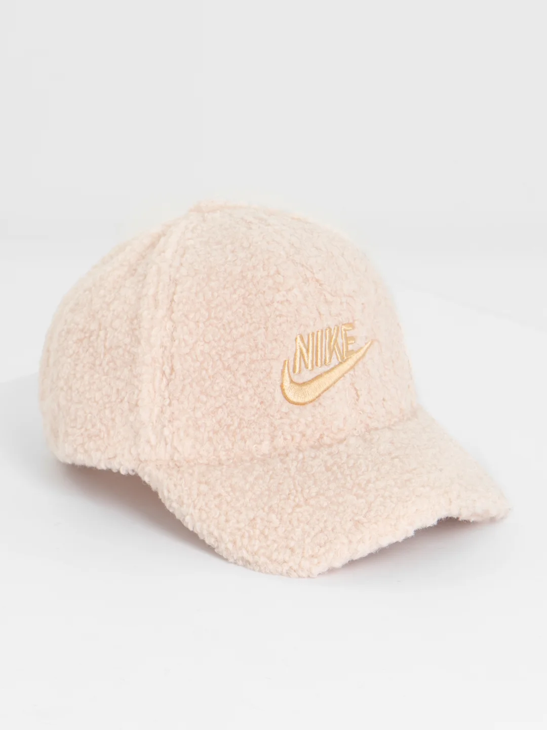 Бежевый утепленная кепка - бейсболка с нашивкой Найк (Nike)