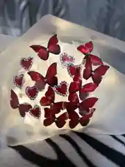 Готовый!Светящийся букет из бабочек