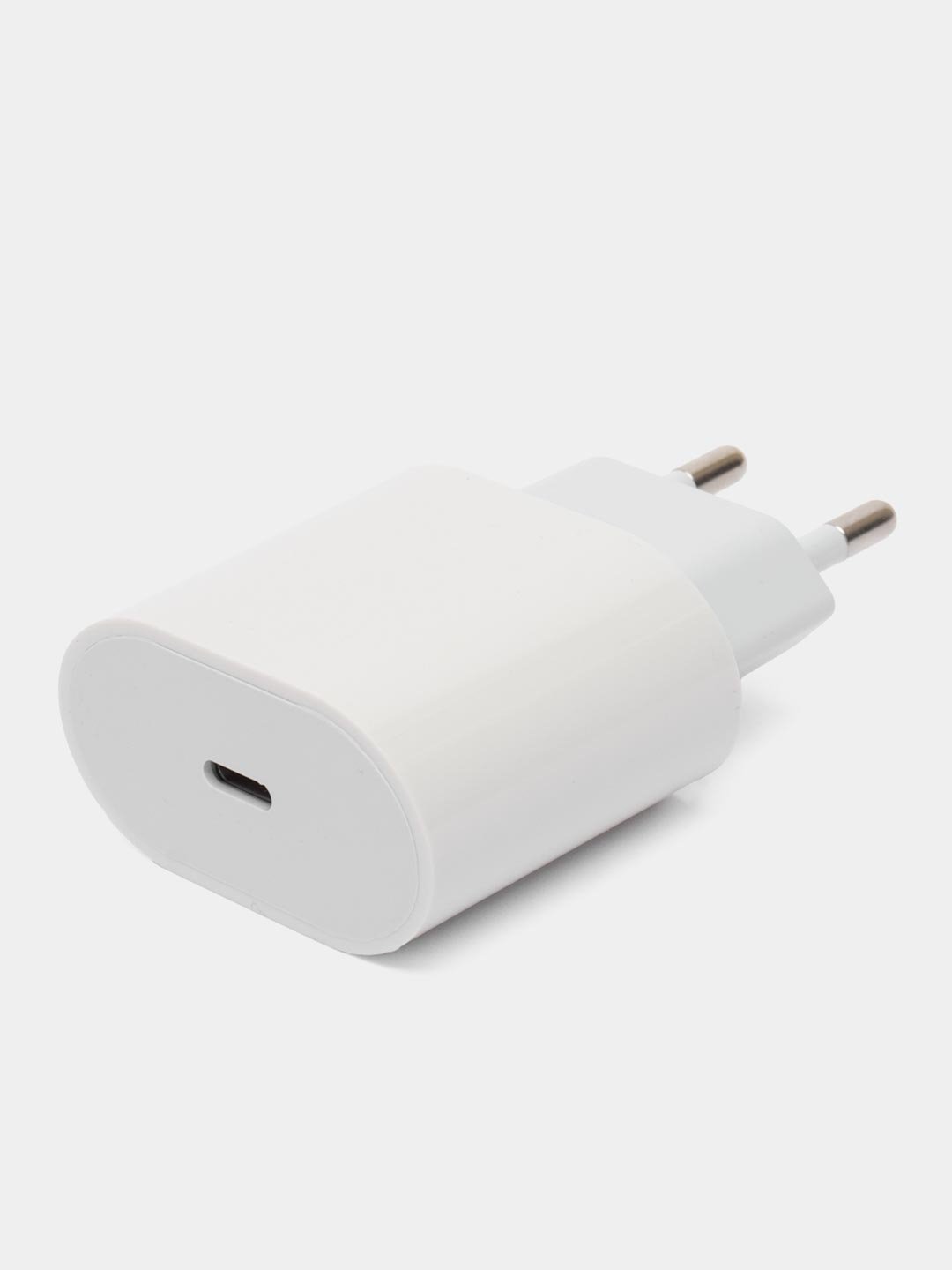 Зарядный комплект для iPhone USB-C ,20 W, кабель Type-C - Lightning, 20 Вт,  белый купить по цене 600 ₽ в интернет-магазине Магнит Маркет