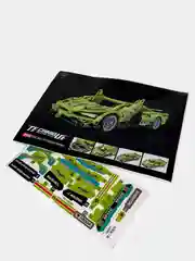 Зеленый конструктор-техник "Technique Car" с инерционным механизмом
